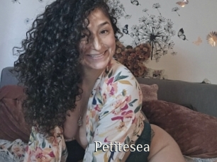 Petitesea