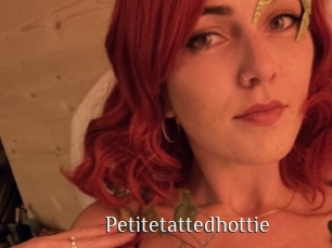 Petitetattedhottie