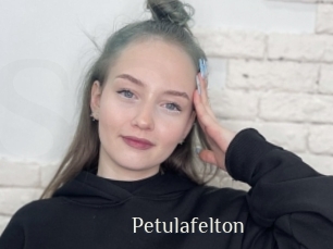 Petulafelton