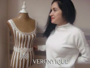 VERONYIQUE