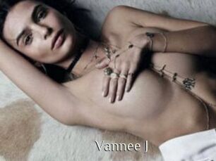 Vannee_J