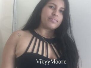 VikyyMoore