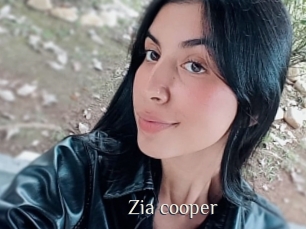 Zia_cooper